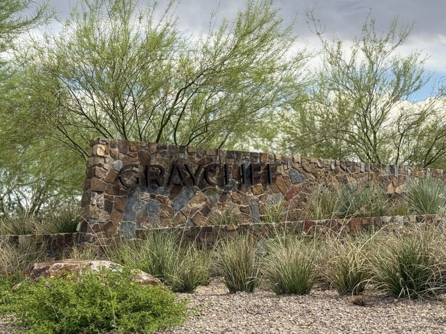 The Graycliff entrance monument in Stonebridge, Summerlin